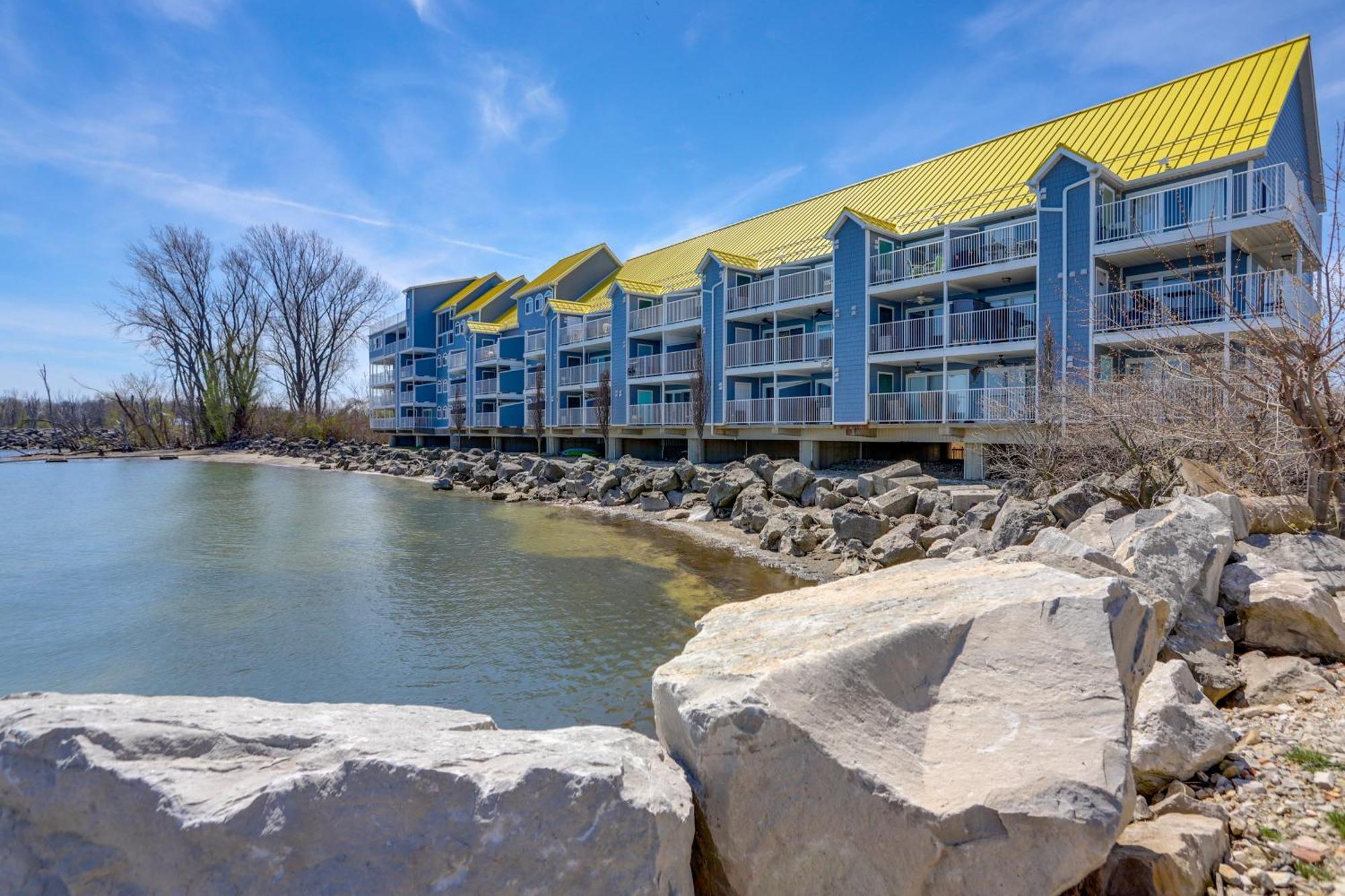 פוט-אין-ביי Waterfront Middle Bass Condo With Pool Access! מראה חיצוני תמונה